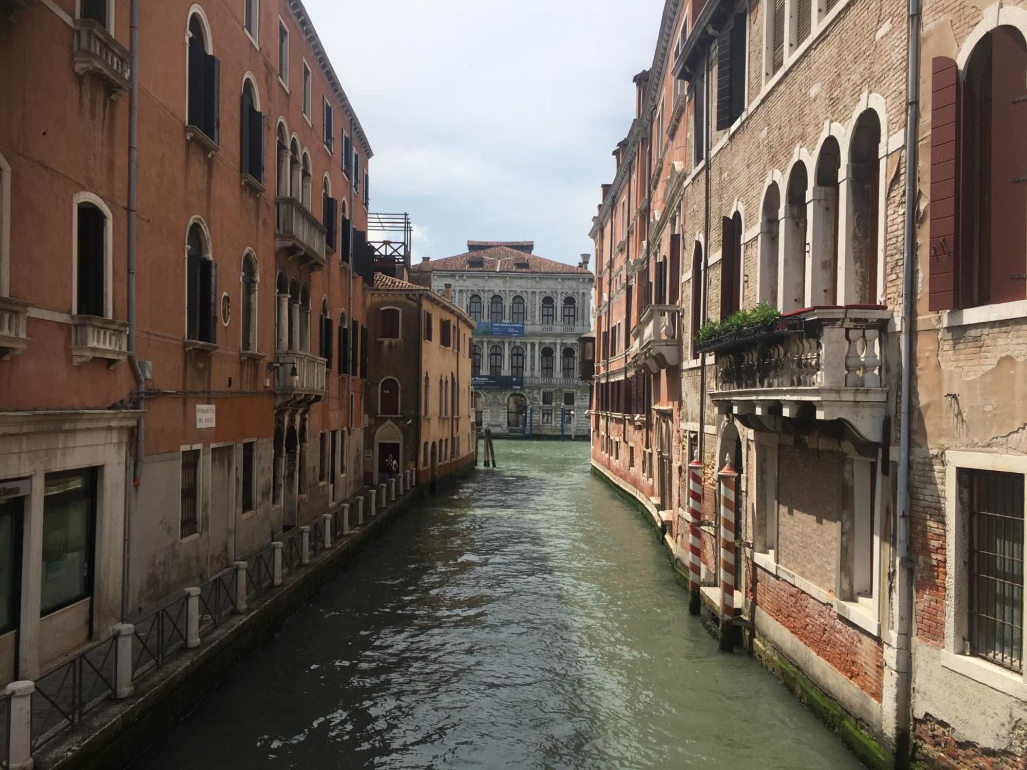 Bella Meimei Venecia